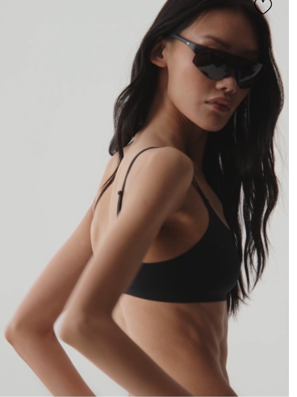 Alo Yogo Sheer Glow Bra in Black. Large.